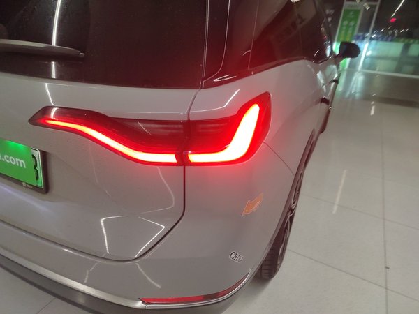 Nio ES8 2022, 97300 км, за 22006 USD - фото 8