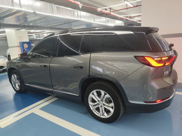 Nio ES8 2020, 147700 км, за 16740 USD