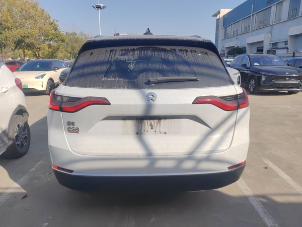 Nio ES8 2020, 111199 км, за 17637 USD