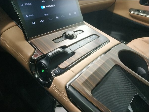 Nio ES8 2020, 113500 км, за 17710 USD - фото 15