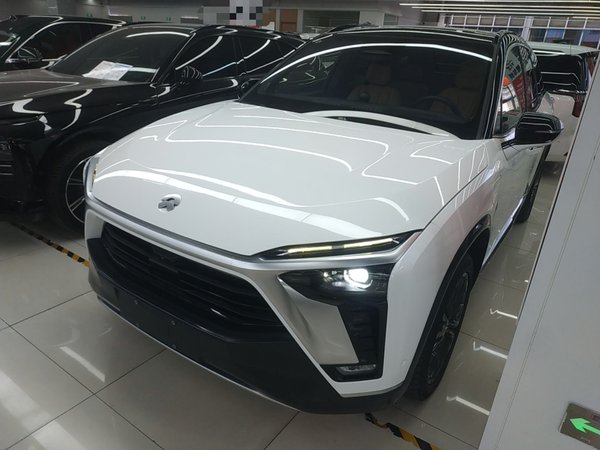 Nio ES8 2020 415 km Range 6-Seater Version