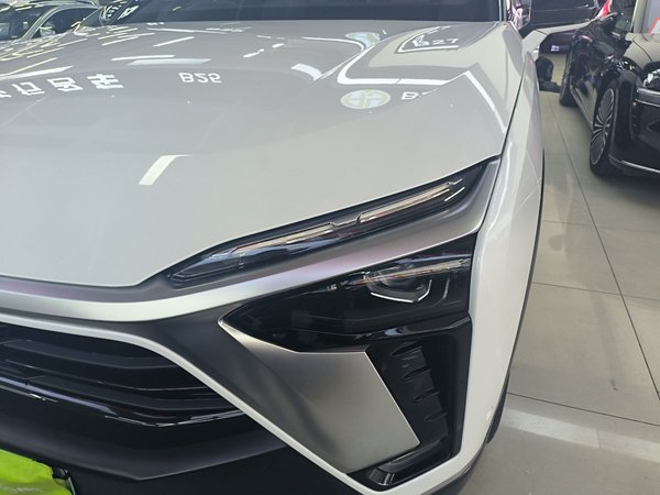 Nio ES8 2020 580 km Range Signature Edition Six-Seater Version, 2020 года