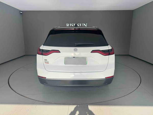 Nio ES8 2020, 184300 км, за 15305 USD