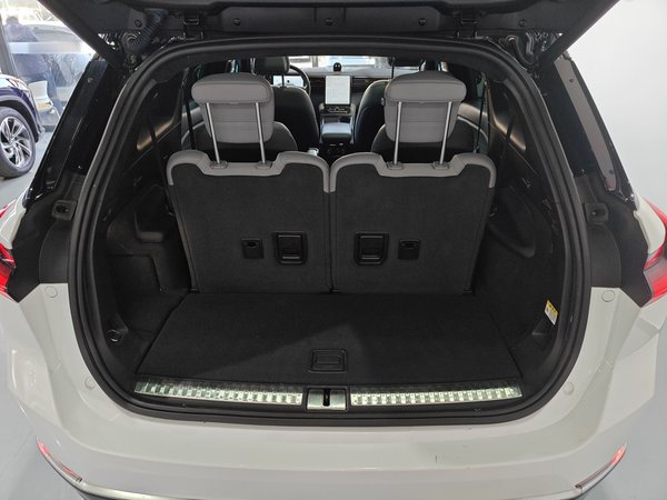 Nio ES8 2020, 31800 км, за 19589 USD - фото 18