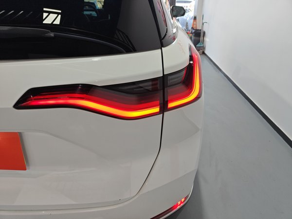 Nio ES8 2020, 31800 км, за 19589 USD - фото 8