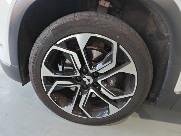 Nio ES8 2020, 31800 км, за 19589 USD - фото 9