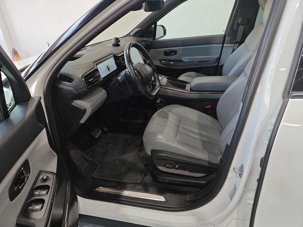 Nio ES8 2020, 31800 км, за 19589 USD - фото 16