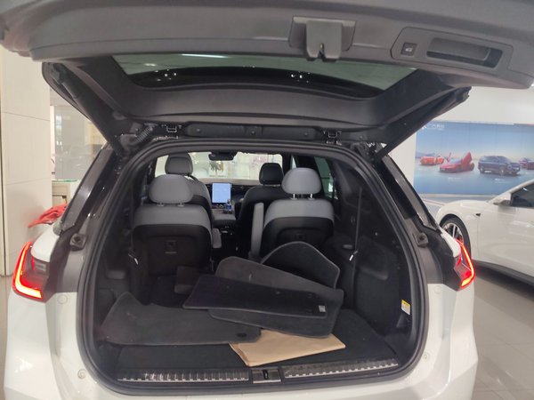 Nio ES8 2020, 68200 км, за 20196 USD - фото 18