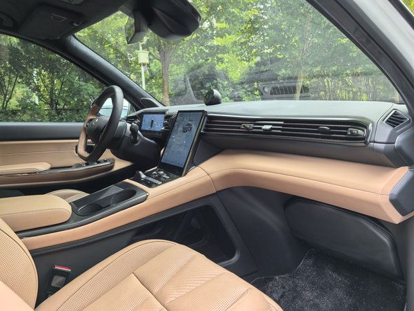 Nio ES8 2022, 38000 км, за 30447 USD - фото 17