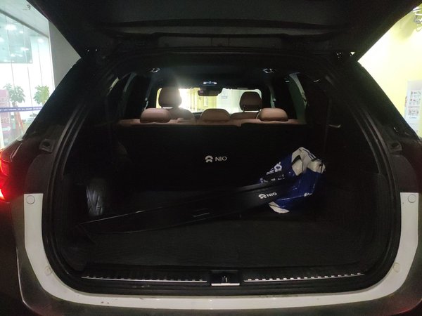 Nio ES8 2022, 38000 км, за 30447 USD - фото 8