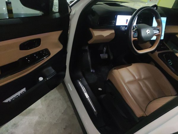 Nio ES8 2022, 38000 км, за 30447 USD - фото 12