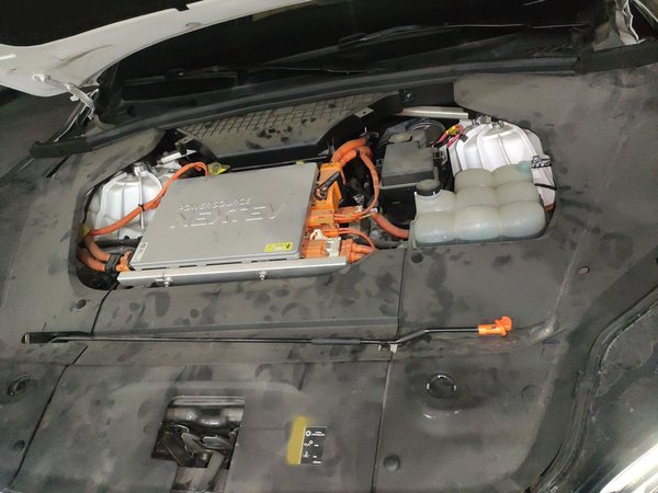 Nio ES8 2022, 38000 км, за 30447 USD - фото 9