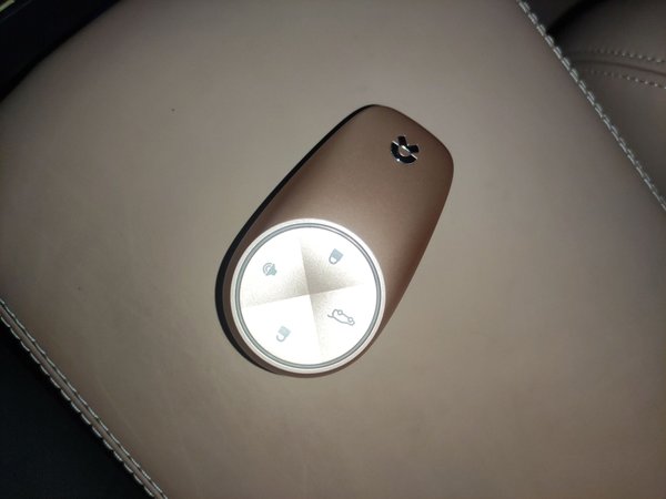 Nio ES8 2022, 38000 км, за 30447 USD - фото 10