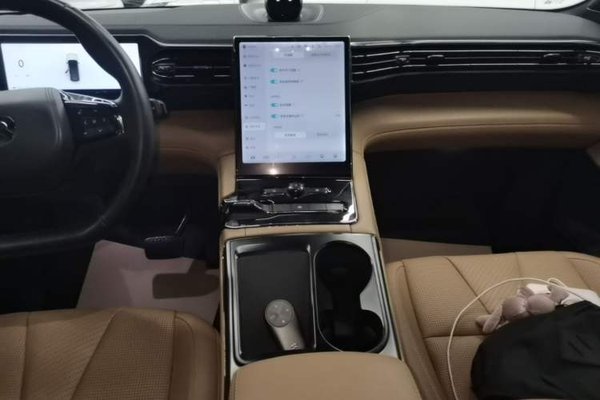 Nio ES8 2022, 60900 км, за 27306 USD - фото 15