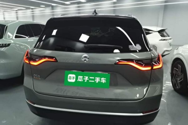 Nio ES8 2022, 60900 км, за 27306 USD