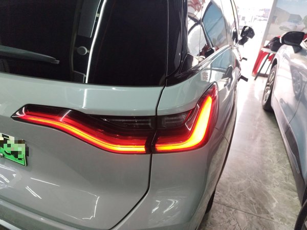 Nio ES8 2022, 69400 км, за 21017 USD - фото 7