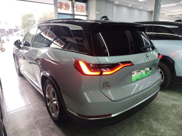 Nio ES8 2022, 69400 км, за 21017 USD