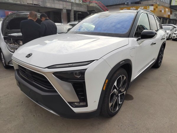 Nio ES8 2022 75 kWh Six-Seater Version