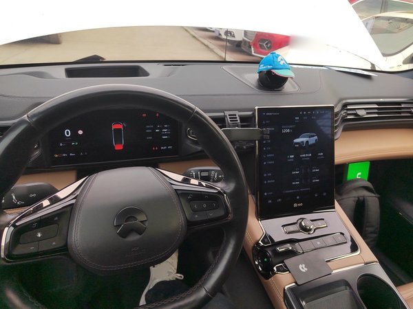 Nio ES8 2022, 72000 км, за 19275 USD - фото 20