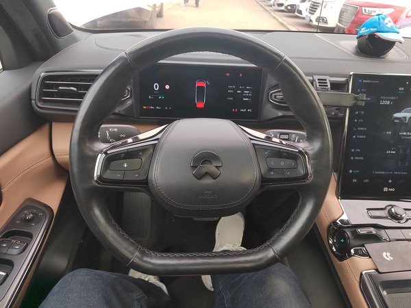 Nio ES8 2022, 72000 км, за 19275 USD - фото 12