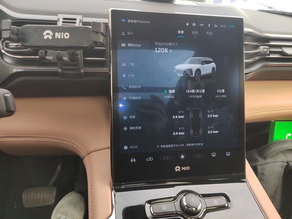 Nio ES8 2022, 72000 км, за 19275 USD - фото 14