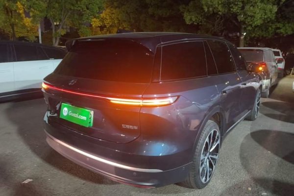 Nio ES8 2023, 27100 км, за 41739 USD - фото 6