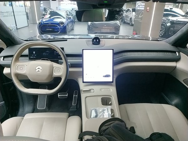 Nio ES8 2023, 64100 км, за 37995 USD - фото 13