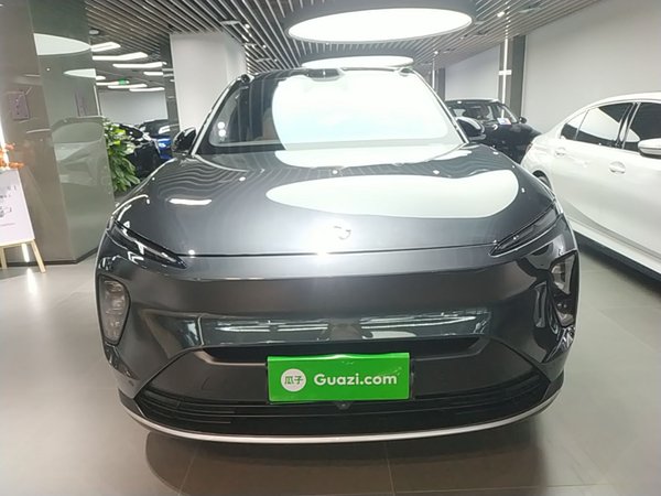 Nio ES8 2023, 64100 км, за 37995 USD