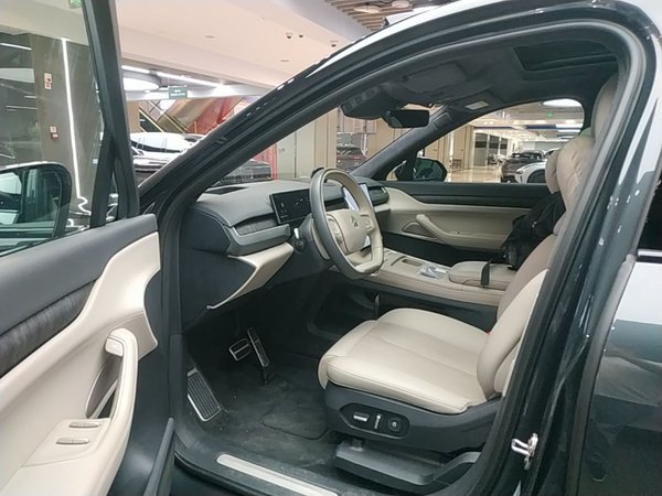 Nio ES8 2023, 64100 км, за 37995 USD - фото 19