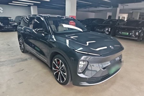 Nio ES8 2023, 56000 км, за 42020 USD