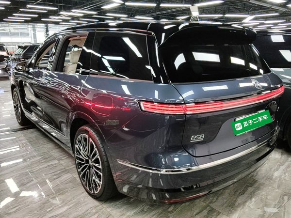 Nio ES8 2026, 12900 км, за 46229 USD