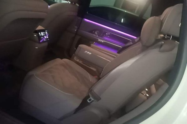 Nio ES8 2026, 1100 км, за 54788 USD - фото 25