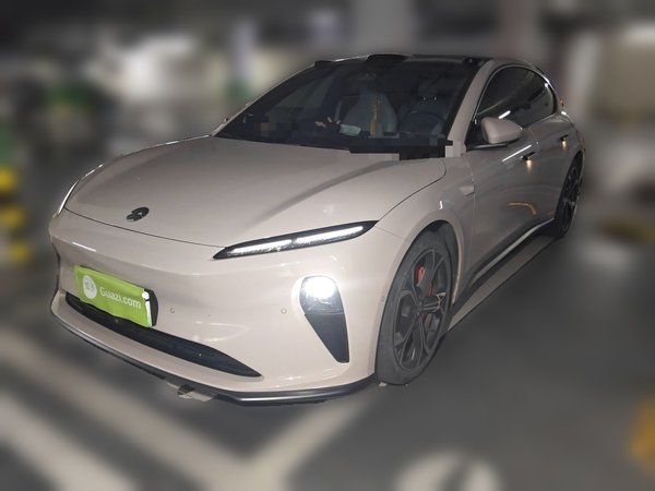 Nio ET5 · 2022 год