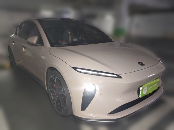 Nio ET5 2022, 71000 км, за 18945 USD