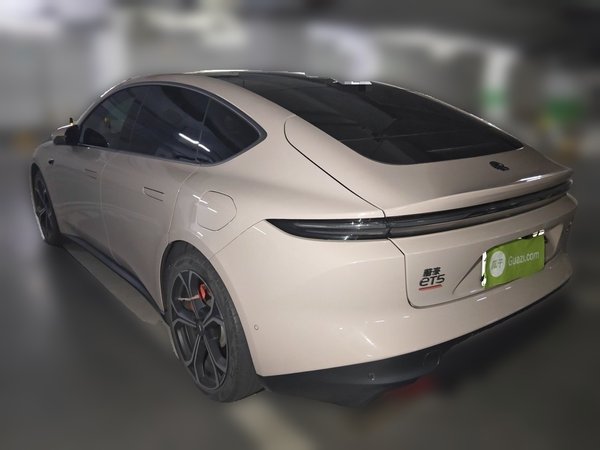 Nio ET5 2022, 71000 км, за 18945 USD