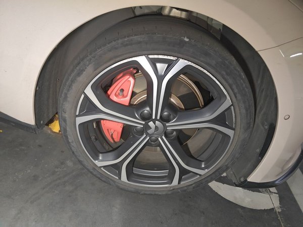 Nio ET5 2022, 71000 км, за 18945 USD - фото 8