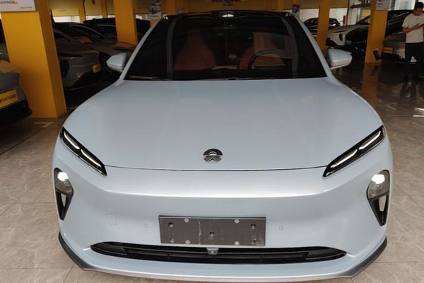 Nio ET5 2022, 88800 км, за 9999999 USD