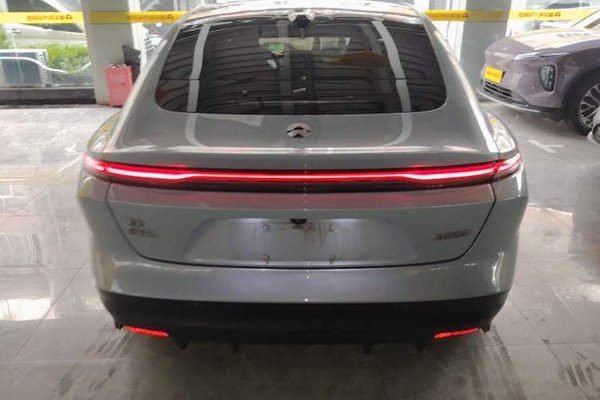 Nio ET5 2022, 88800 км, за 9999999 USD