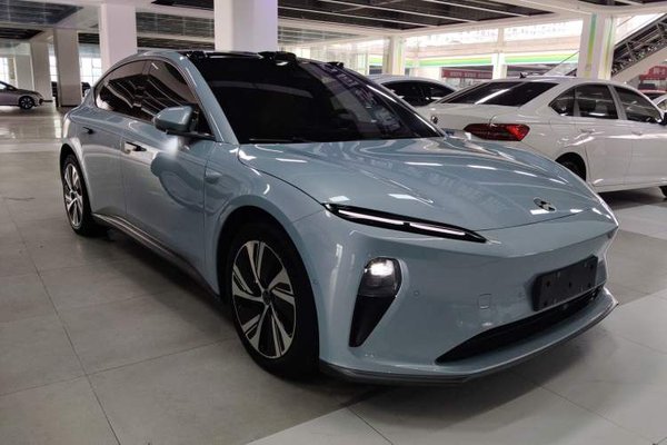 Nio ET5 2022, 98699 км, за 18389 USD