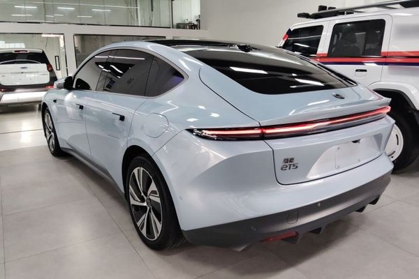 Nio ET5 2022, 98699 км, за 18389 USD