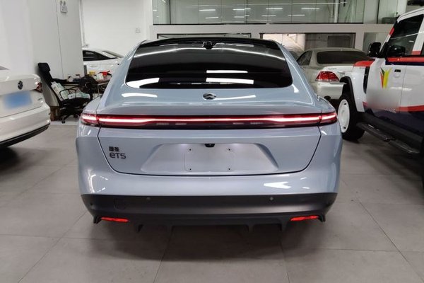 Nio ET5 2022, 98699 км, за 18389 USD
