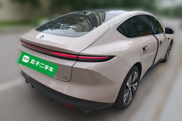 Nio ET5 2024, 15200 км, за 21666 USD