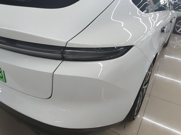 Nio ET5 2024, 71800 км, за 20279 USD - фото 7