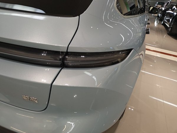 Nio ET5T 2024, 49400 км, за 22132 USD - фото 7