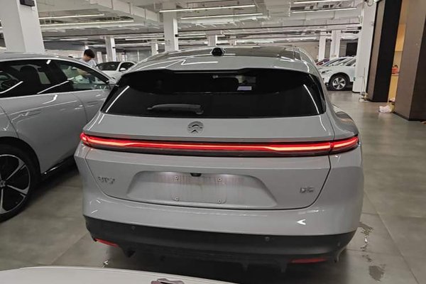 Nio ET5T 2024, 20800 км, за 24487 USD