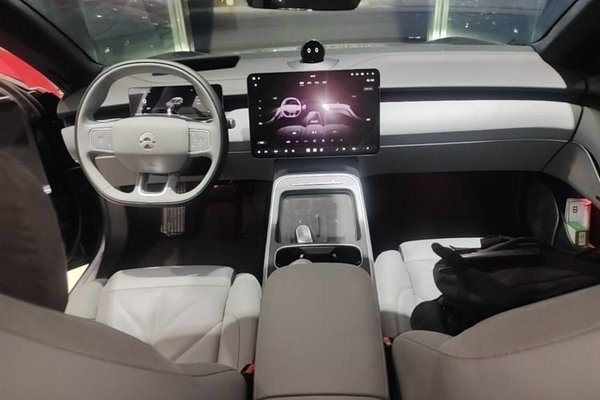 Nio ET5T 2025, 3200 км, за 26139 USD - фото 19
