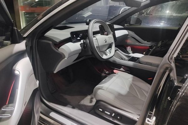 Nio ET5T 2025, 3200 км, за 26139 USD - фото 25
