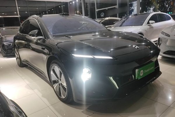 Nio ET5T 2025, 3200 км, за 26139 USD