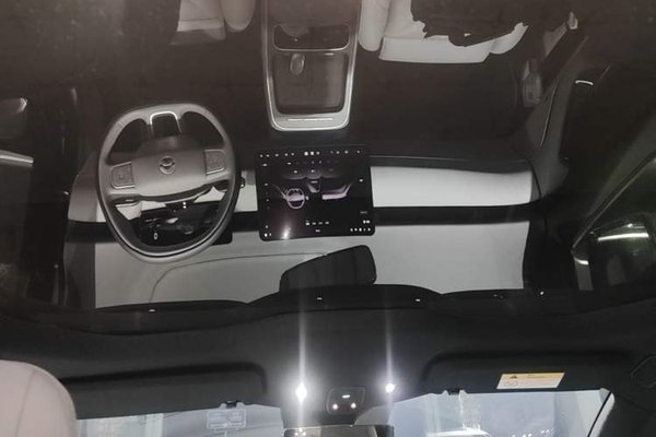 Nio ET5T 2025, 3200 км, за 26139 USD - фото 27