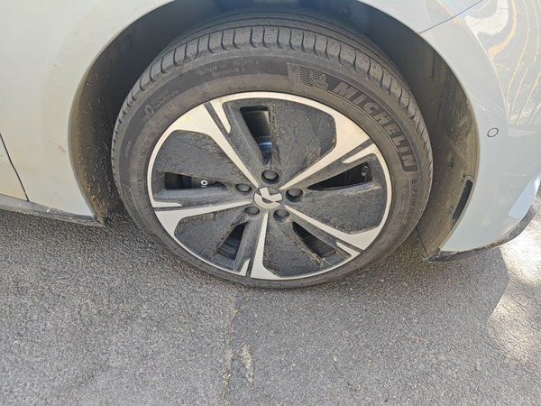 Nio ET5T 2025, 12300 км, за 23980 USD - фото 6